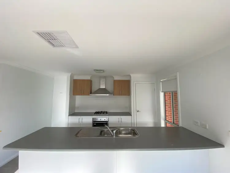 Third view of Homely townhouse listing, 29 Kurrajong Crescent, West Albury NSW 2640