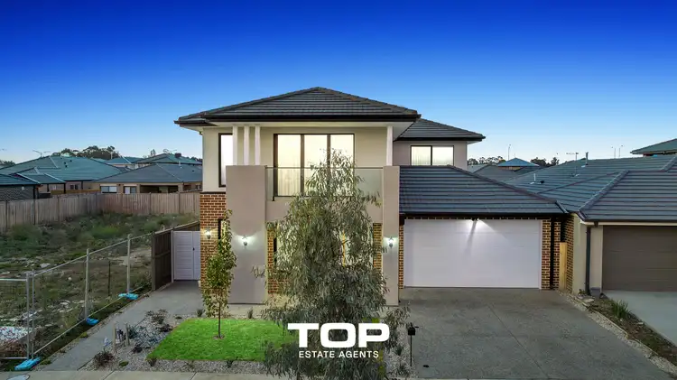 59 Parkrise Boulevard, Clyde North VIC 3978