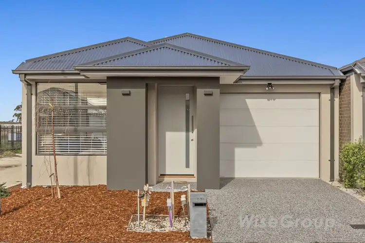 120 Bourbon Road, Cranbourne East VIC 3977