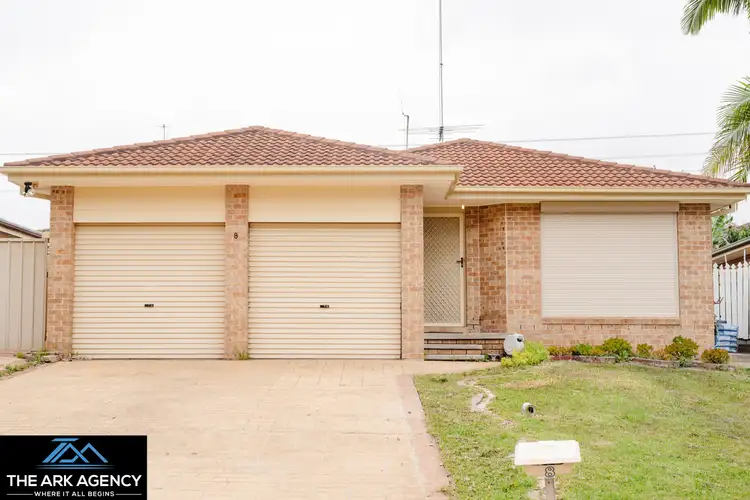 8 French Place, Hinchinbrook NSW 2168