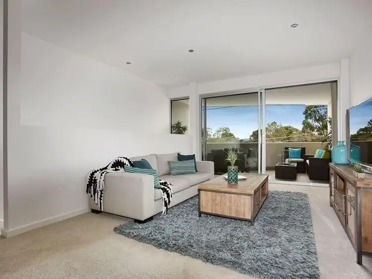 Main view of Homely apartment listing, 4A/580 Canterbury Road, Vermont VIC 3133