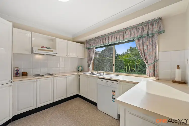 Fifth view of Homely house listing, 6 Ashwood Close, Menai NSW 2234