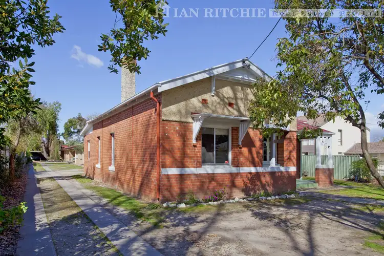 Main view of Homely house listing, 1/622 Griffith Street, Albury NSW 2640