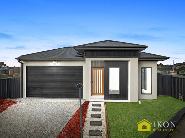 10 MAYFIELD CRESCENT, Kilmore VIC 3764