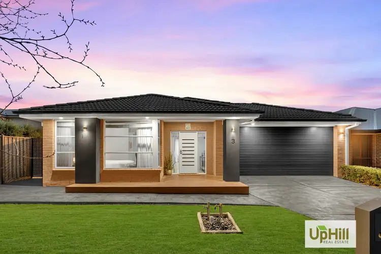 3 Hollywell Road, Clyde North VIC 3978