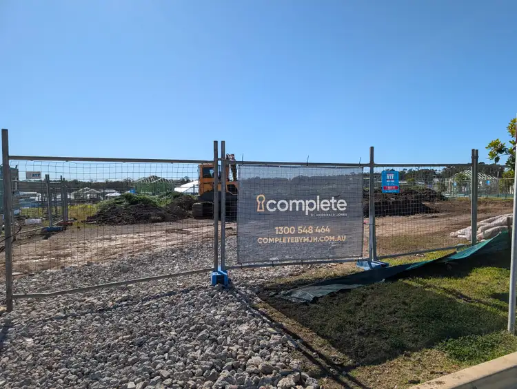 lot 1215 Frampton drive