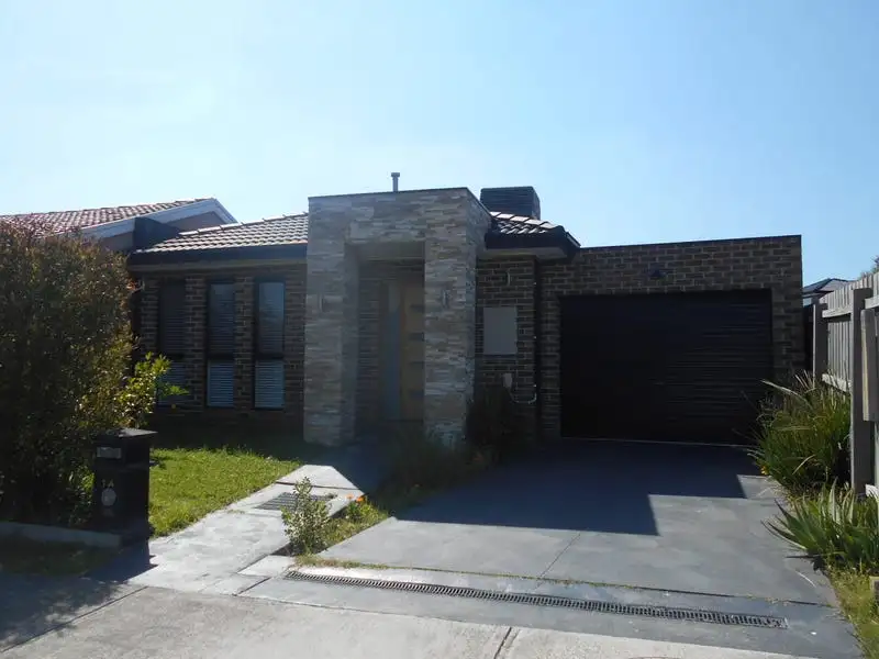 Main view of Homely unit listing, 1A Puffin Court, Endeavour Hills VIC 3802