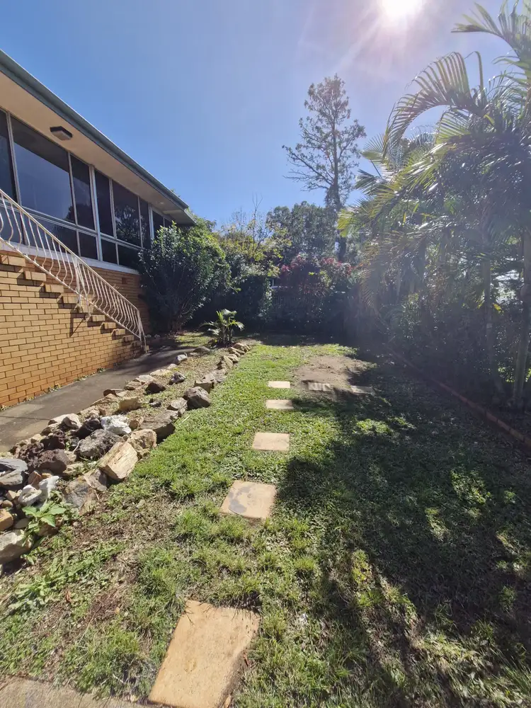 103-105 Hamilton Street, Redland Bay QLD 4165