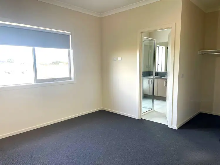 Fifth view of Homely house listing, 9 Trapani Street, Clyde VIC 3978