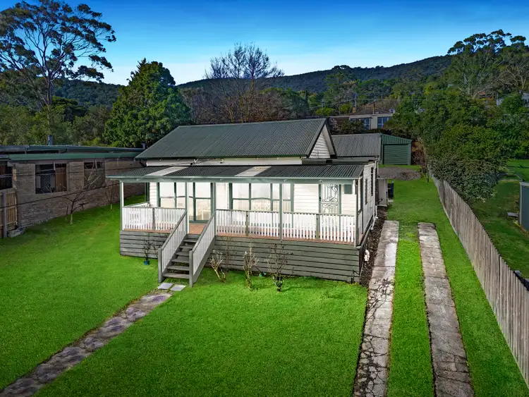 25 Moore Street, Ferntree Gully VIC 3156