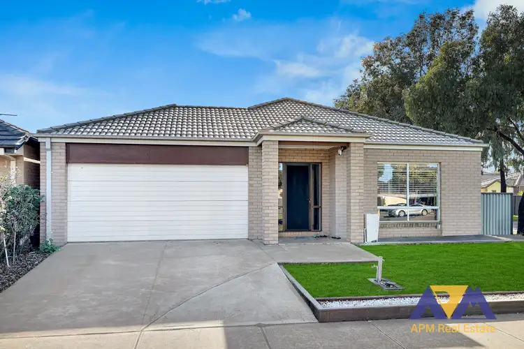 Second view of Homely house listing, 32 Wickford Road, Tarneit VIC 3029