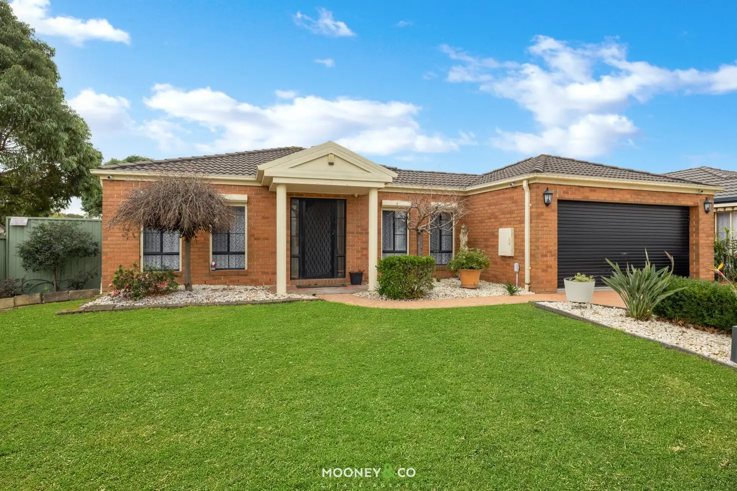 Main view of Homely house listing, 2 Oak Post Place, Cranbourne East VIC 3977