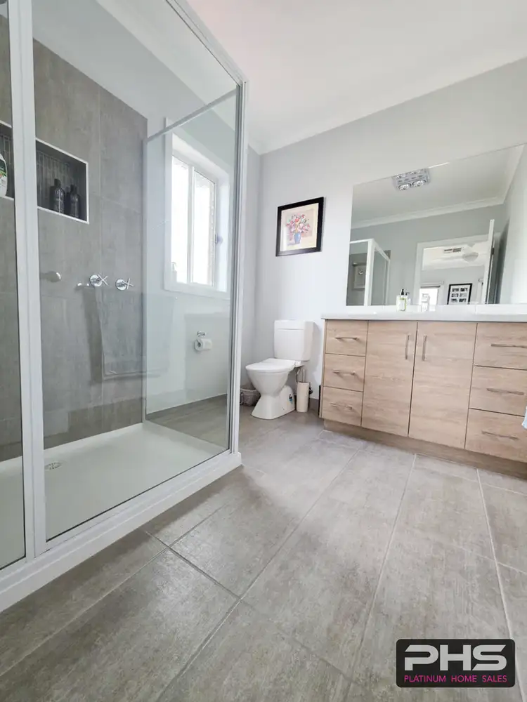 Sixth view of Homely house listing, 11 Redgum Drive, Kerang VIC 3579