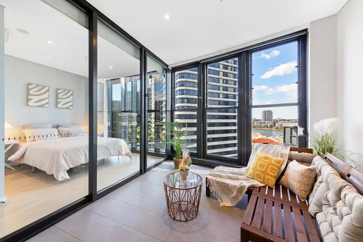 2 Waterways Street