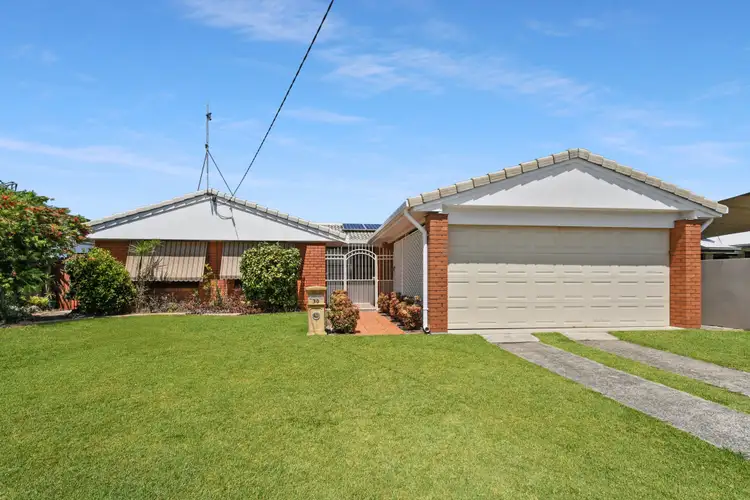 30 Mawarra Street, Buddina QLD 4575