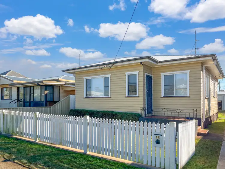 1A Gatfield Street, Newtown QLD 4350