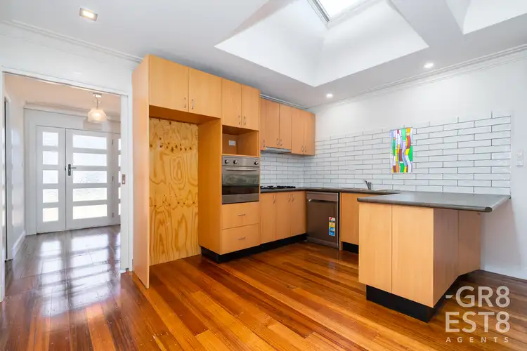 Second view of Homely house listing, 2 Sundown Court, Narre Warren VIC 3805