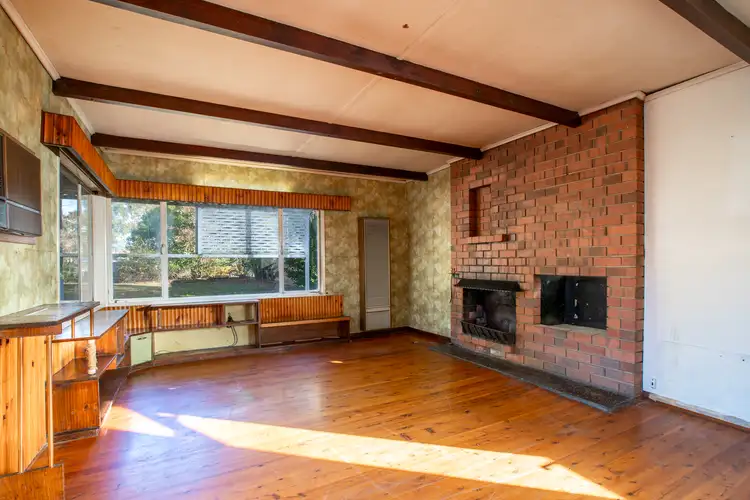 Fourth view of Homely house listing, 2 CROYLAND STREET, Wodonga VIC 3690