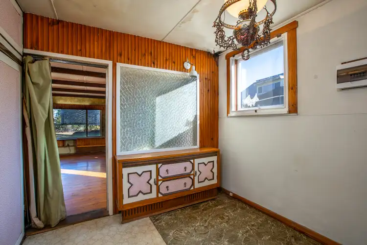 Fifth view of Homely house listing, 2 CROYLAND STREET, Wodonga VIC 3690