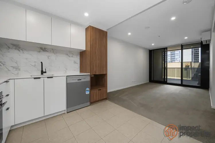 15 Bowes Street