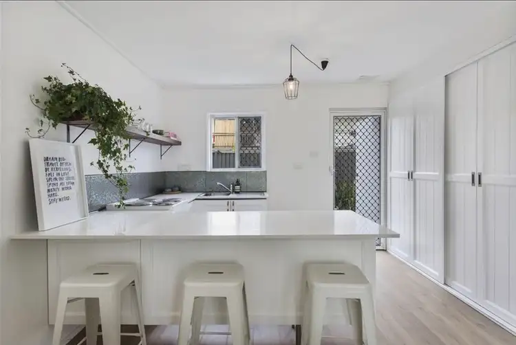 3/181 Old Burleigh Road, Broadbeach QLD 4218
