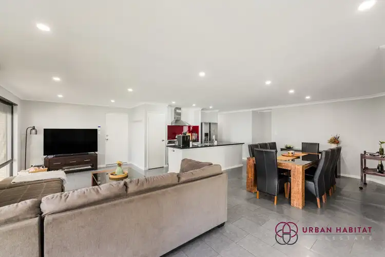 Fourth view of Homely house listing, 240 Runnymede Gate, Leda WA 6170