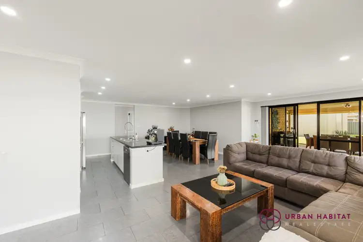Fifth view of Homely house listing, 240 Runnymede Gate, Leda WA 6170