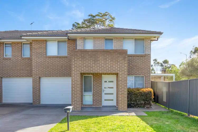 16 Boab Place, Casula NSW 2170