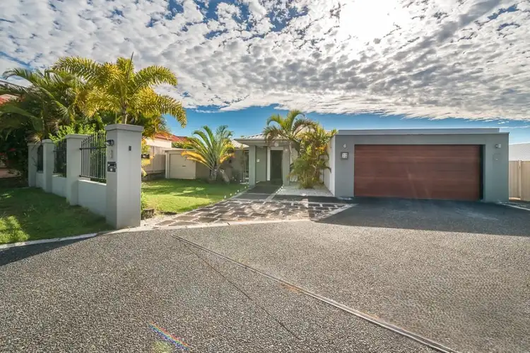 Second view of Homely house listing, 3 Redwood Place, Molendinar QLD 4214