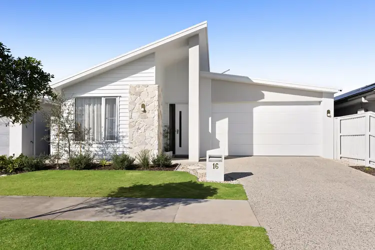 16 Tropicana Place, Palmview QLD 4553