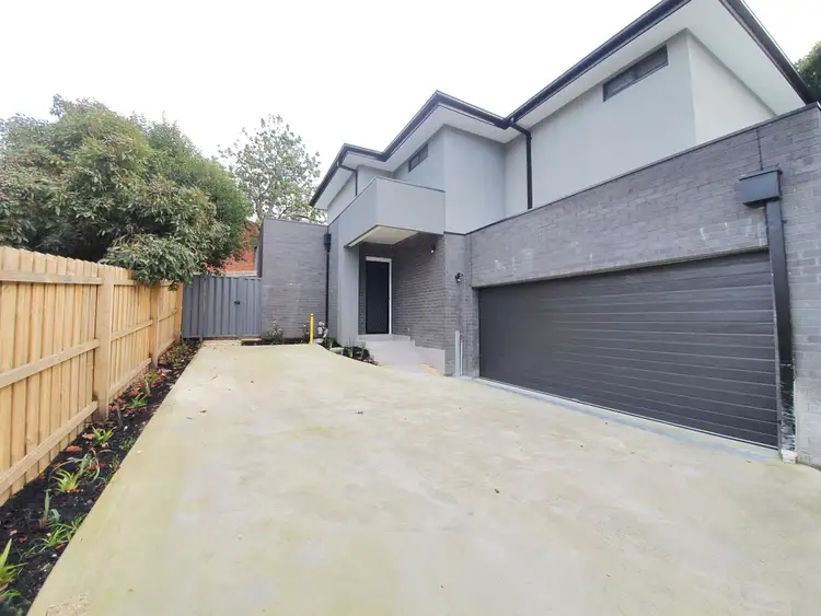 Main view of Homely townhouse listing, 2/389 Middleborough Road, Box Hill VIC 3128