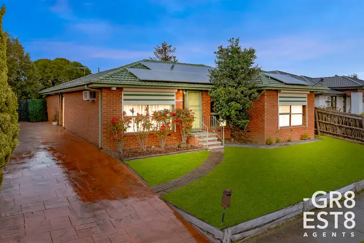 12 Huntington Drive, Hampton Park VIC 3976