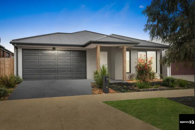 62 Lynwood Drive, Thornhill Park VIC 3335