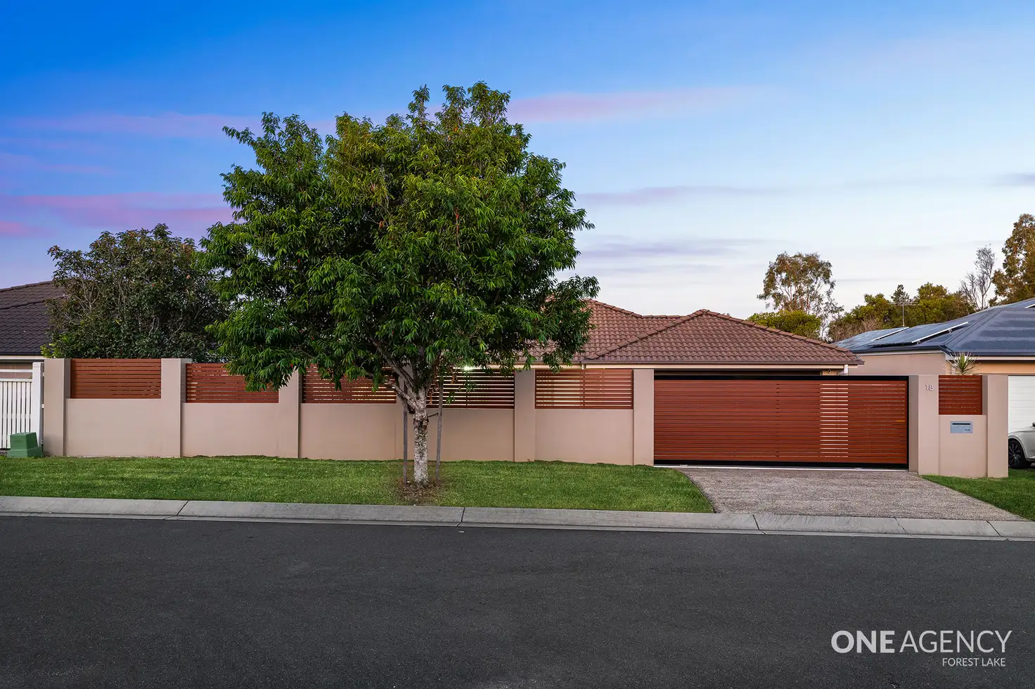 Main view of Homely house listing, 18 Sevenhill Place, Doolandella QLD 4077
