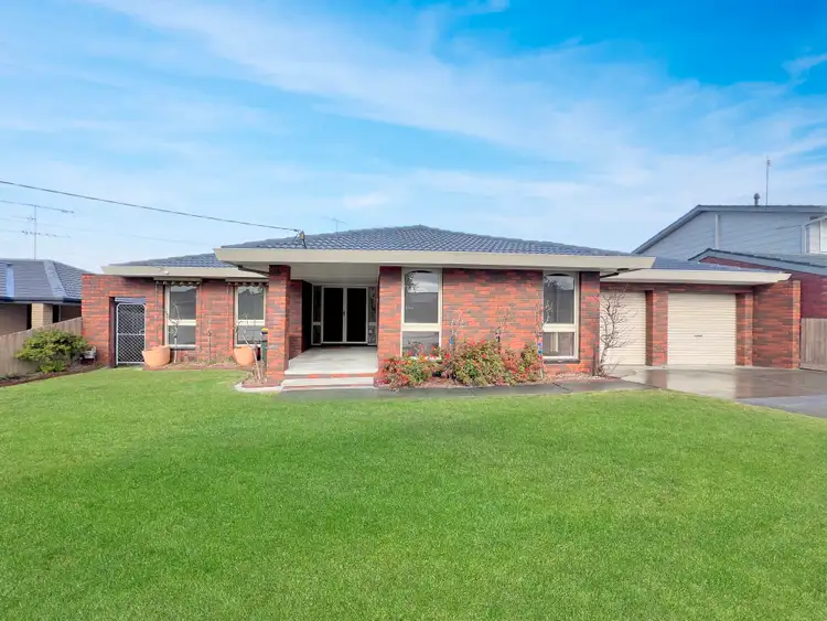 9 Pinecrest Drive, Highton VIC 3216