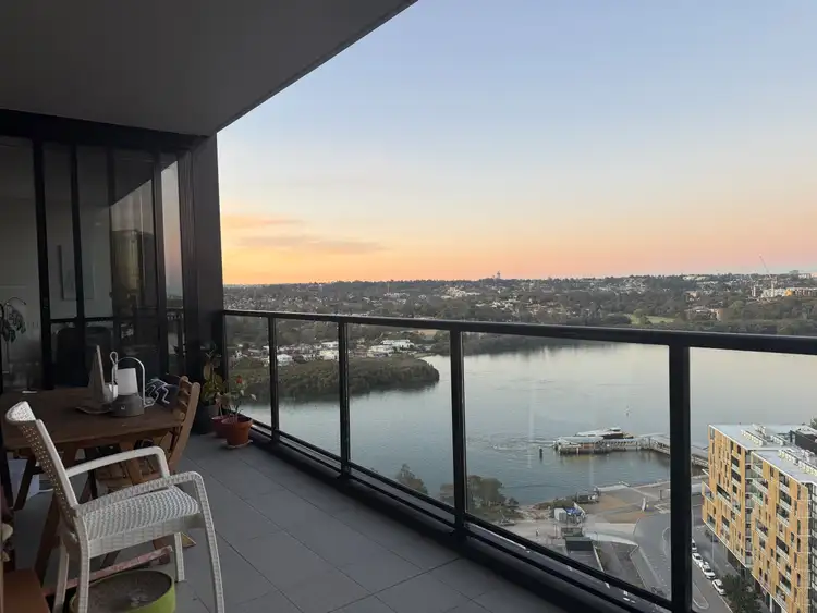 2207/14 Hill Road, Wentworth Point NSW 2127