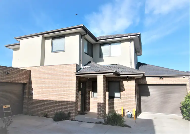 2/108 (R2) Wellington Road, Clayton VIC 3168