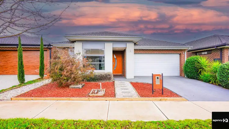 Main view of Homely house listing, 39 Wimbledon Boulevard, Strathtulloh VIC 3338