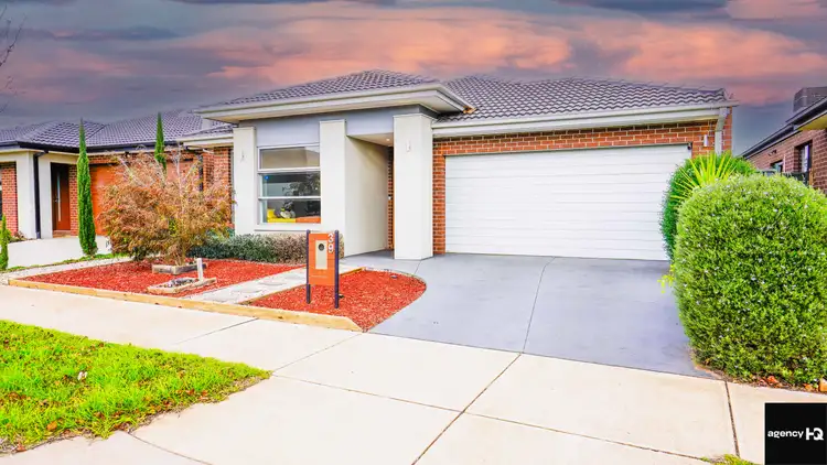 Second view of Homely house listing, 39 Wimbledon Boulevard, Strathtulloh VIC 3338