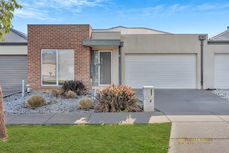 4 Hoddle Link, Manor Lakes VIC 3024