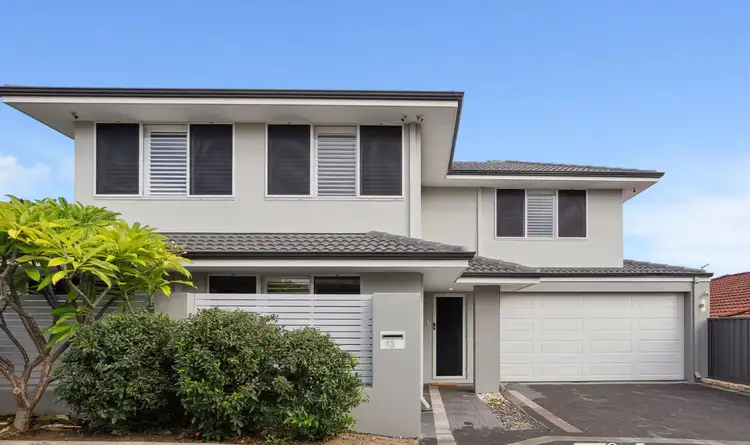 13 Carse Lane, Doubleview WA 6018