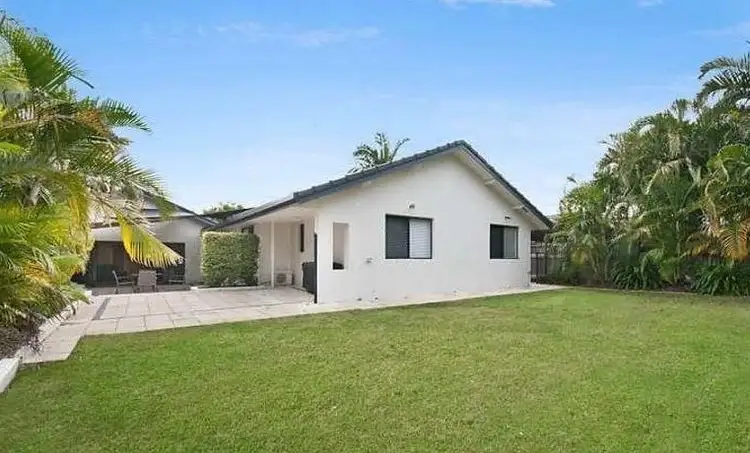 20 Lothian Avenue, Bundall QLD 4217