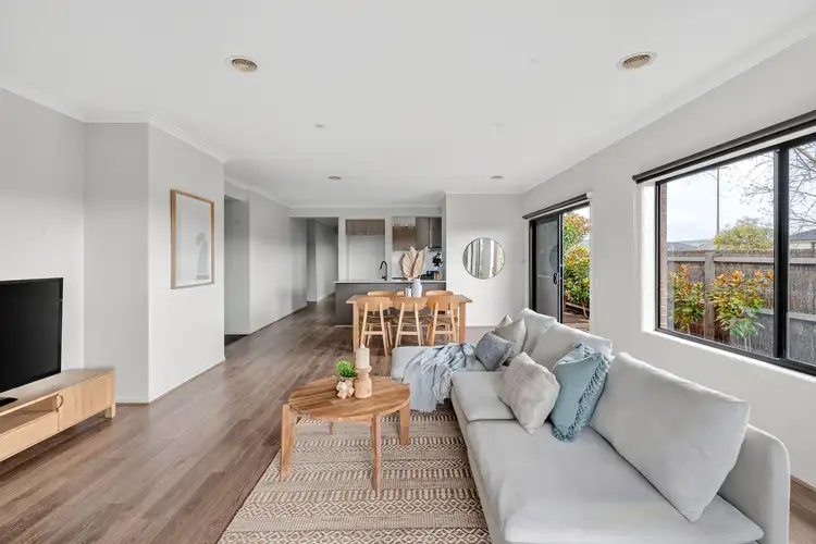 104 Coastside Drive, Armstrong Creek VIC 3217