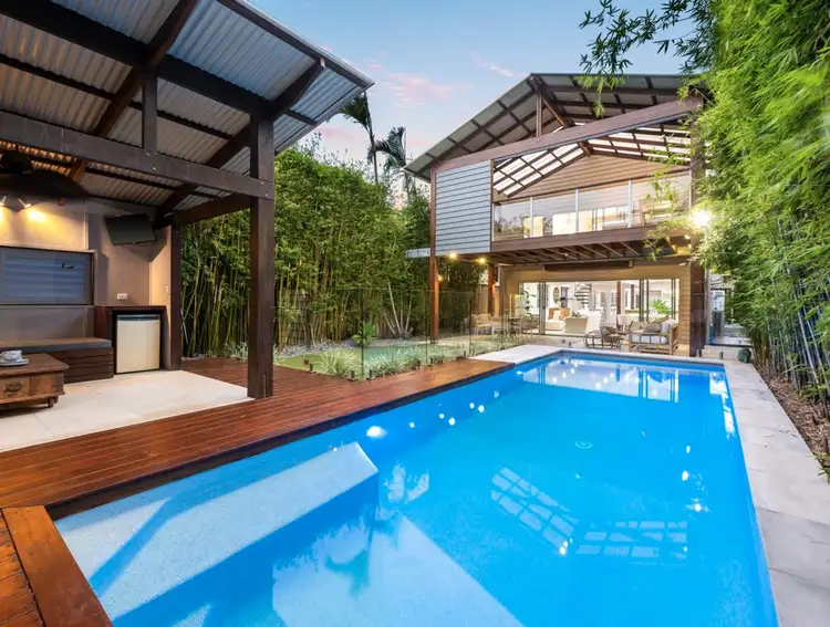 31 Glenelg Avenue, Mermaid Beach QLD 4218