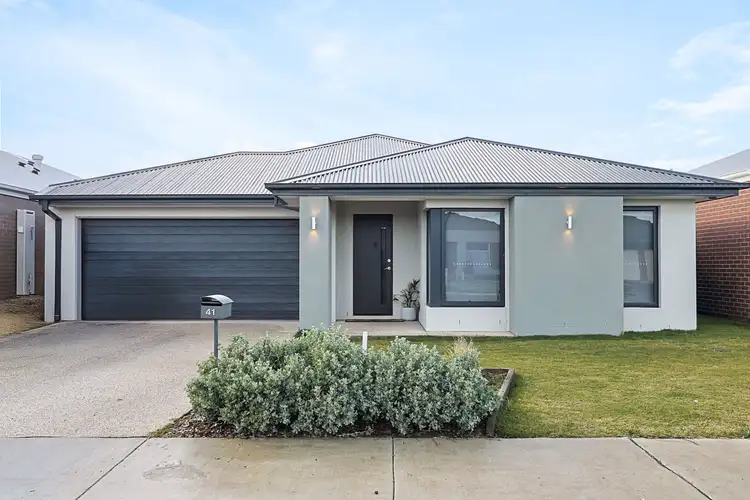 41 Forrest Green Drive, Armstrong Creek VIC 3217