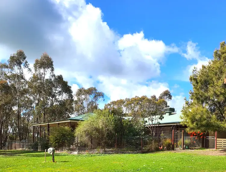 647 Sloans Road, Violet Town VIC 3669