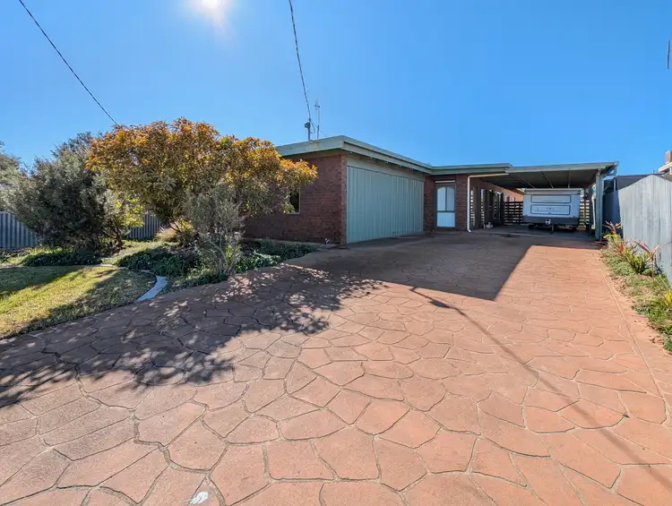 25 Shadforth Street, Kerang VIC 3579