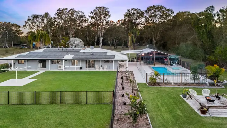 752 Beachmere Road, Beachmere QLD 4510