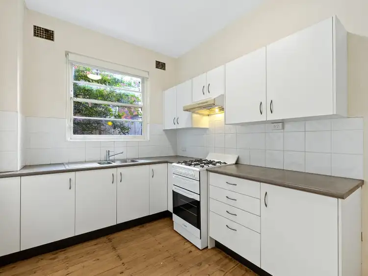 Fifth view of Homely unit listing, Unit 3/26 Ramsgate Avenue, Bondi NSW 2026