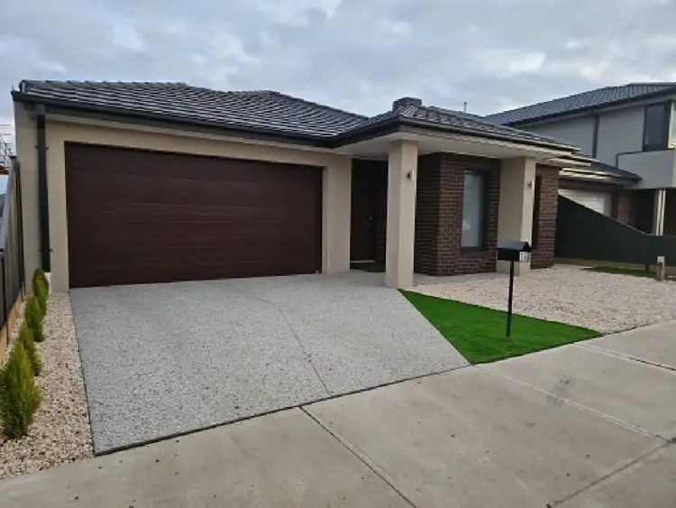 Main view of Homely house listing, 16 Pembrokeshire Loop, Clyde VIC 3978